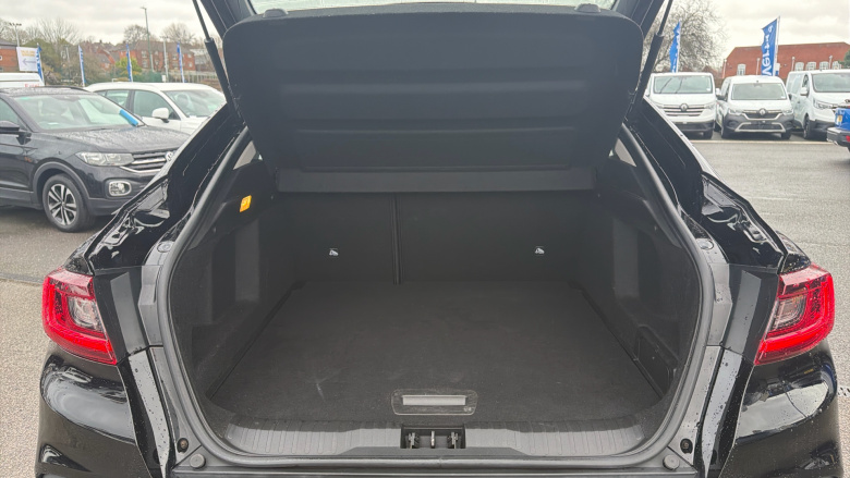 Renault Arkana 1.6 E-TECH Hybrid 145 Iconic 5dr Auto Hybrid Estate